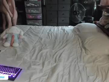 couple cam all day ethanandval image #3891636