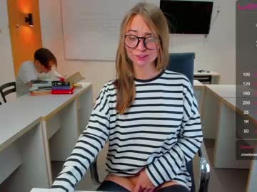 girl cam all day game__of__porn image #991344