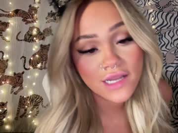 girl cam all day ari_02 image #5785999