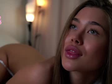 girl cam all day oxonmymind image #8684921