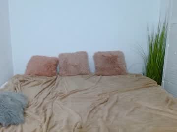 girl cam all day kittycat__lovee image #2654434