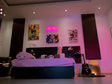 girl cam all day madnessalise image #6213839
