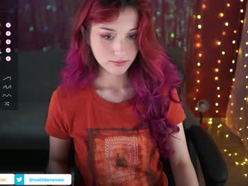 girl cam all day greeny_mat image #6753613