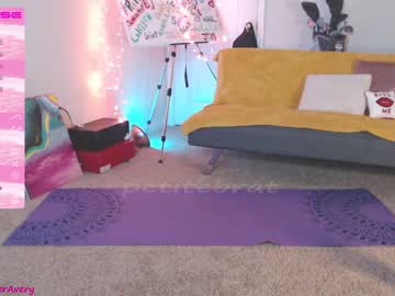girl cam all day petitebrat image #3997704