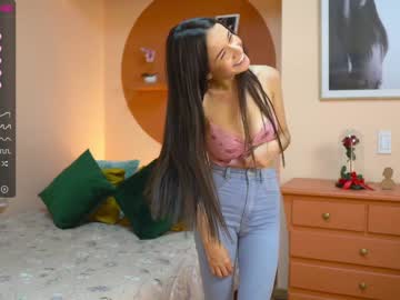 girl cam all day cielo69_ image #1238193