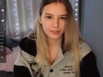 girl cam all day nensiloon image #5296472