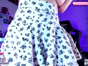 girl cam all day yesikasaenz image #3165598