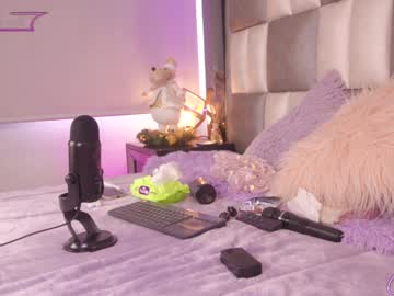 girl cam all day giselle_js image #8322015