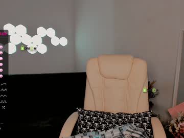 girl cam all day poni_dii image #1307185