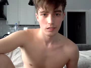 man cam all day nonrelevant01 image #1458052