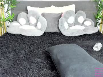 girl cam all day nesteacoffee image #8775228