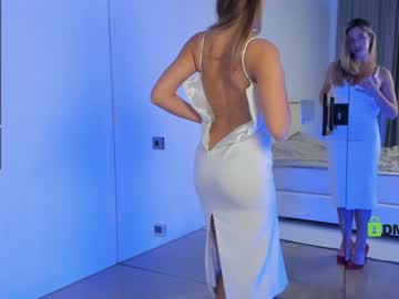 girl cam all day lonelyflowerr image #3340181