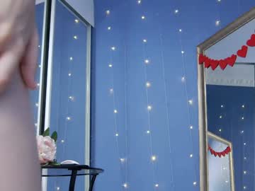 girl cam all day kriskras__ image #8107462