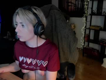girl cam all day kimilee22 image #4682952