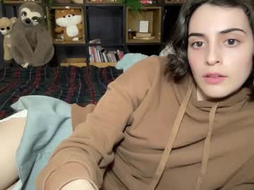 girl cam all day wonderland_stia image #6759700
