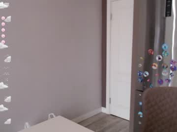 girl cam all day small_blondee image #2161453