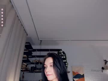 girl cam all day riskyproject image #8952983