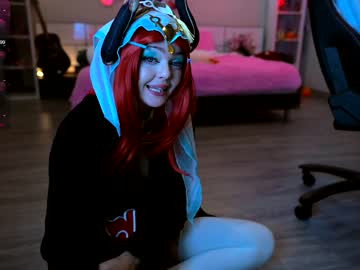 girl cam all day madnessalise image #6978992