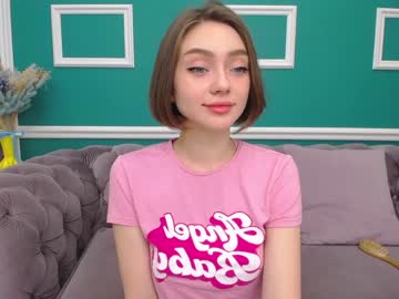 girl cam all day adelewilson__ image #611115