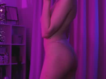 girl cam all day holliwould_ image #6817317