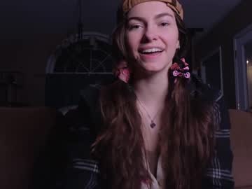 girl cam all day chroniclove image #3899894