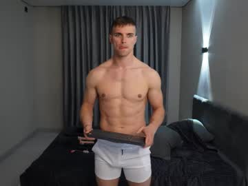 man cam all day nik_sharp image #9353620