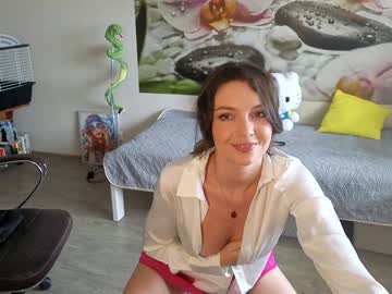 girl cam all day jennycutey image #9602723