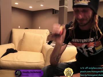 couple cam all day honeyand_thebear image #400793