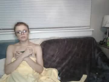 couple cam all day smokinghoneypot image #99216