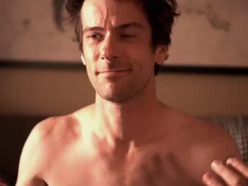 man cam all day charlieonline image #2795046