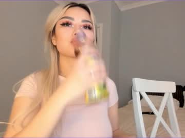 girl cam all day bae_suz image #402724