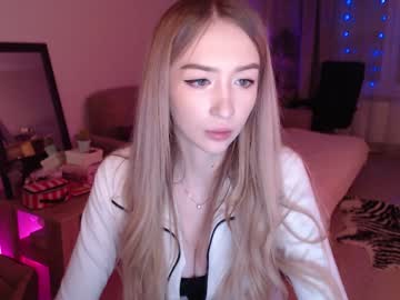 girl cam all day gudeeetama image #277329