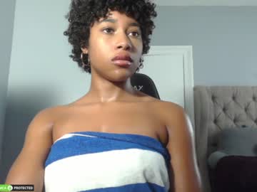 girl cam all day gyalxoxo image #3319319