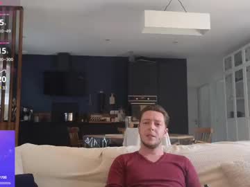 couple cam all day luxymin image #8020487