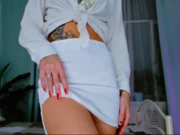 girl cam all day emmi_rosee image #3911339
