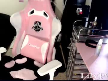 girl cam all day lilypixel image #4708103