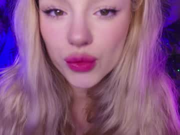 girl cam all day bunnylia__ image #4259262