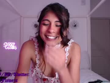 girl cam all day violetttflowers image #1791782