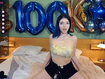 girl cam all day your_desssert image #5737809