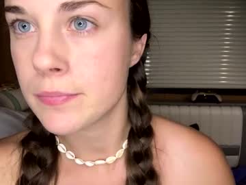 girl cam all day minimaggie image #9652419