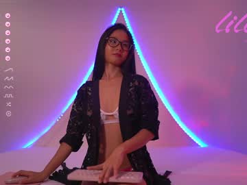 girl cam all day _lillilly_ image #5382628