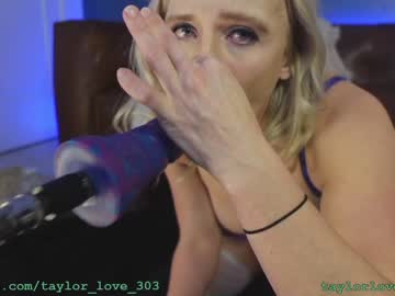 girl cam all day taylor_love_303 image #5716079