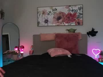 couple cam all day ari_lovexo image #5626511
