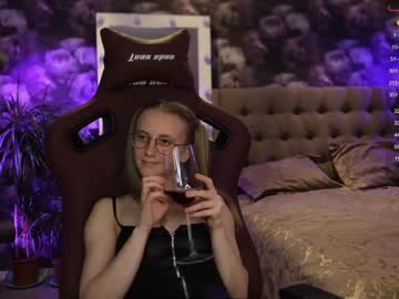 girl cam all day angeellina image #3204574