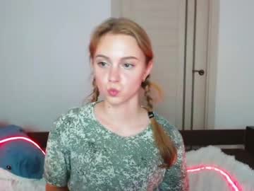 girl cam all day shy_mirabel image #2221259