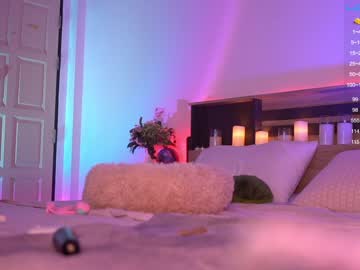 girl cam all day sweetkira555 image #2885615