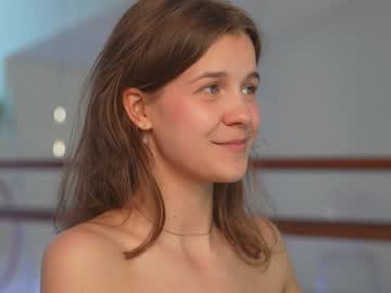 girl cam all day eli_sun image #7062393