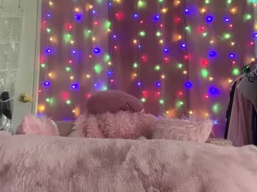 girl cam all day giaavalentinee image #7241885