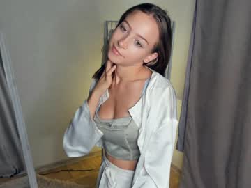 girl cam all day wave_of_happy_ image #5627789