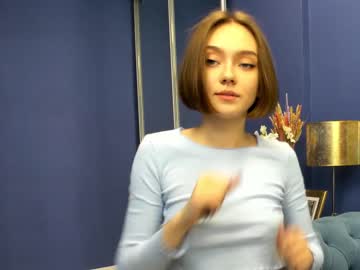 girl cam all day adelewilson__ image #467966